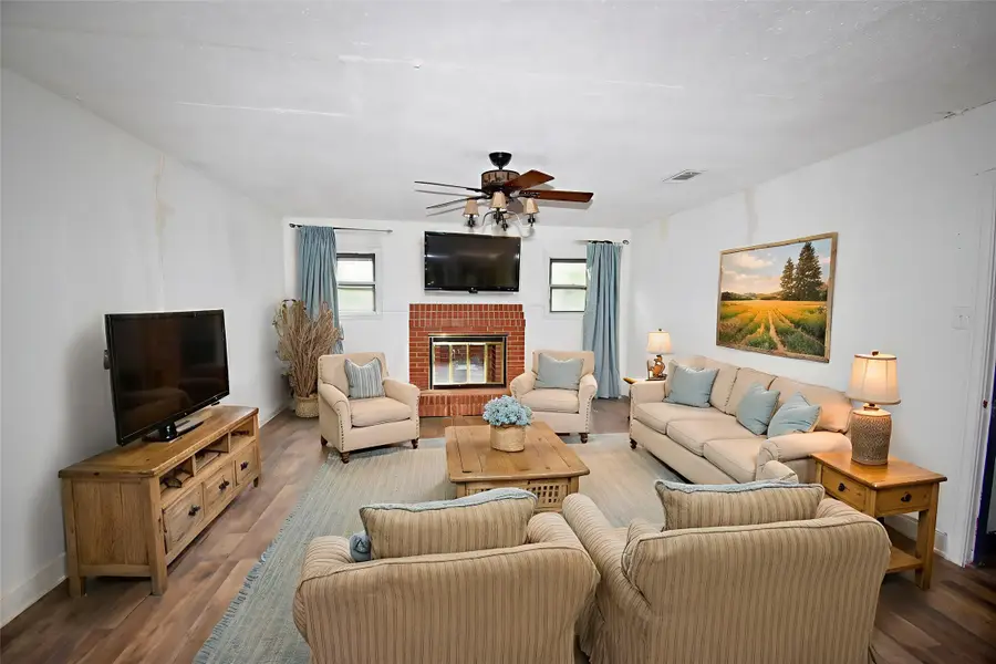 1511 S High Street, Brady, TX 76825 - Image #2