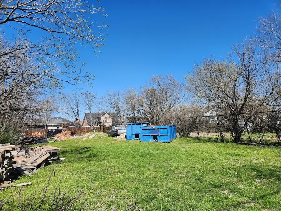 3605 Singleton Boulevard, Dallas, TX 75212 - Image #3