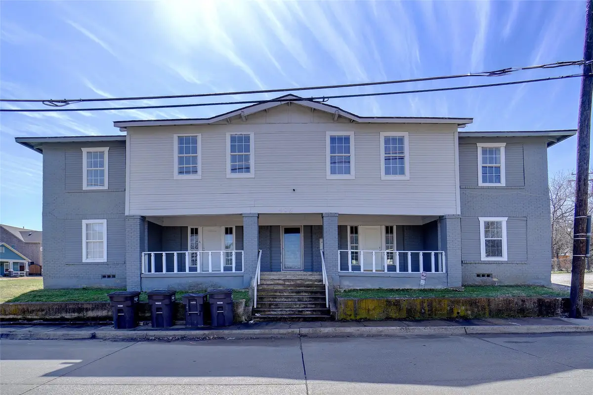 405 W Capps Street, Fort Worth, TX 76110 - Image #1