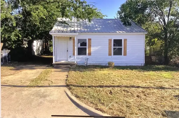 406 11th Street, Mineral Wells, TX 76067