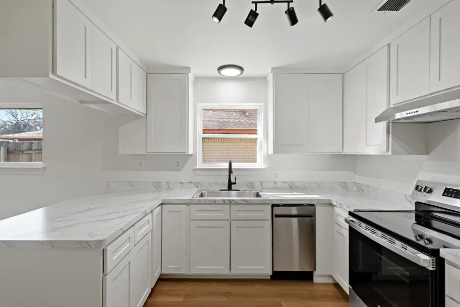 12816 & 12818 Pandora Drive, Dallas, TX 75238 - Image #2