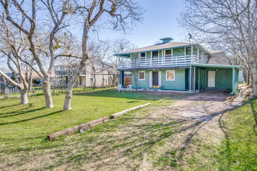 4319 Green Oak Drive, Granbury, TX 76048 - Image #2