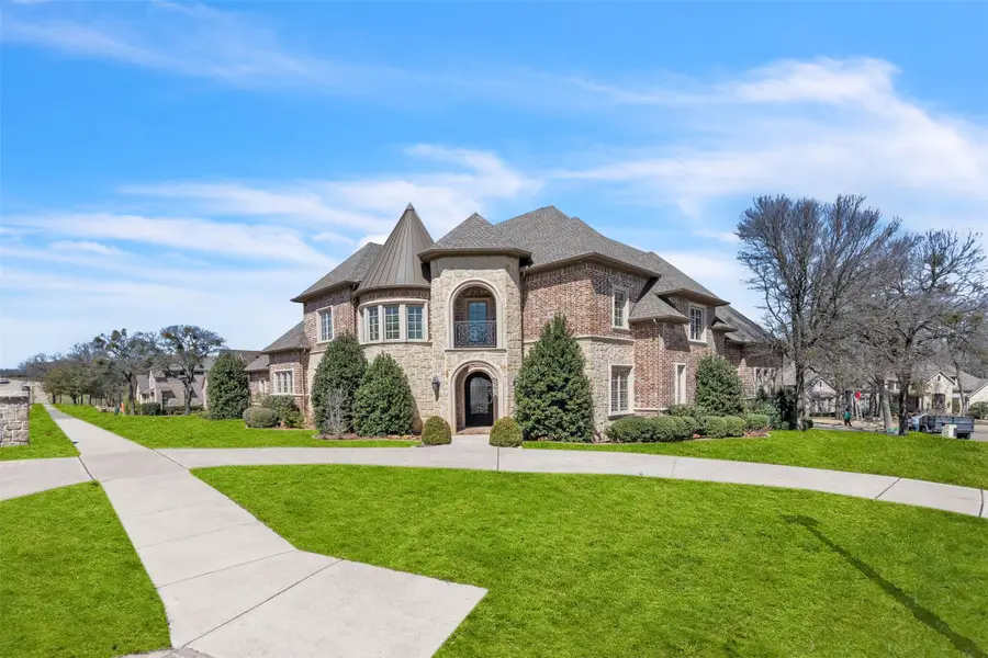 2909 Canyon Creek Drive, Sherman, TX 75092 - Image #2