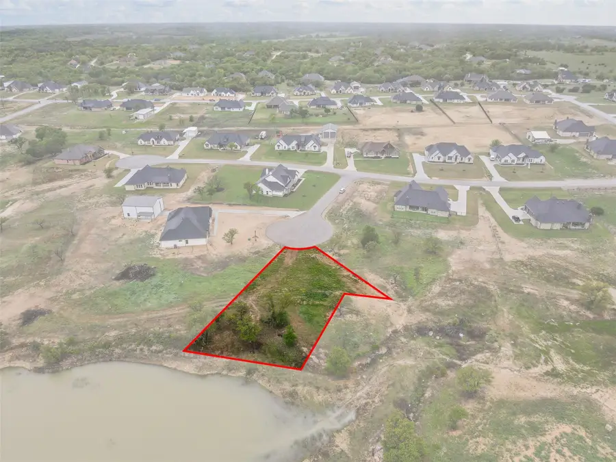 709 Gilbert Court, Azle, TX 76020 - Image #2