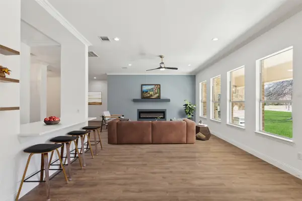 9913 Hanford Drive, Denton, TX 76207