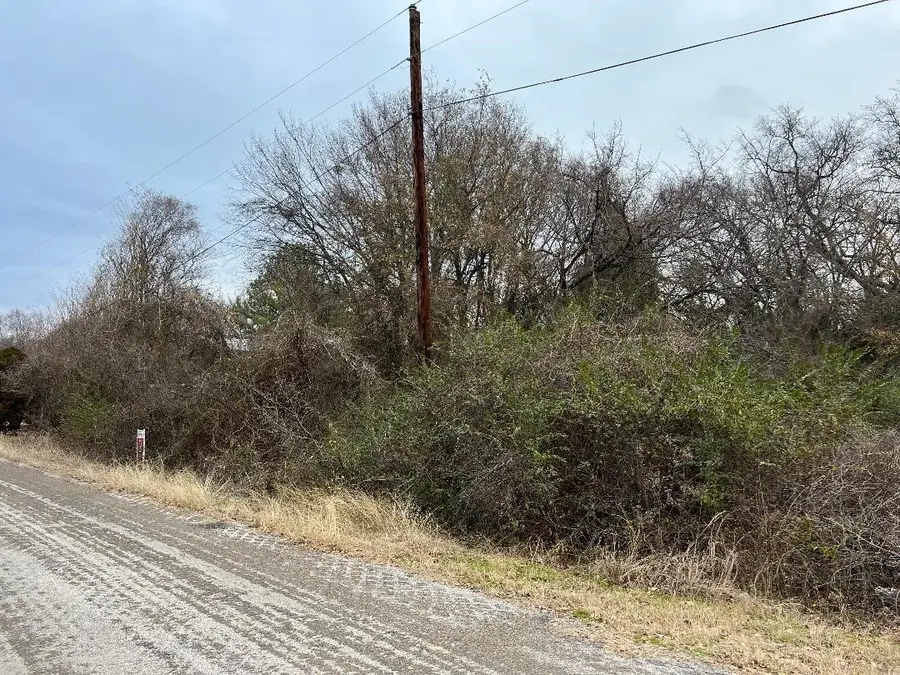 1153 Luzon Street, Tool, TX 75143 - Image #2