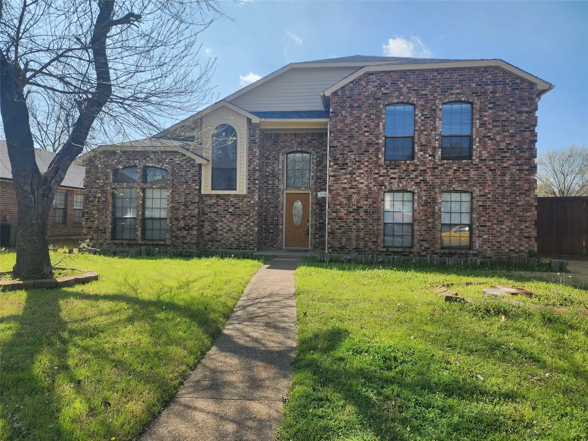 7102 Lo Chalmers Lane, Garland, TX 75043 - Image #1