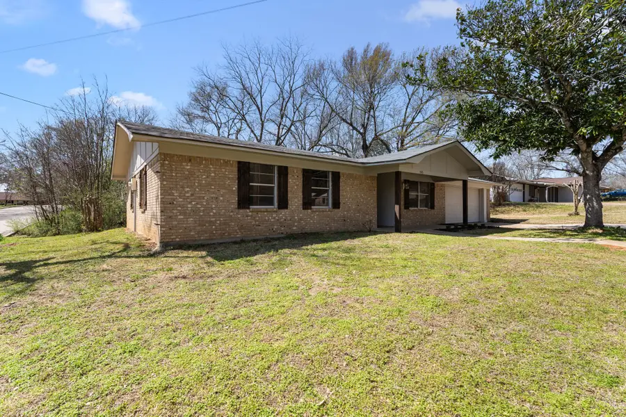 685 Sides Circle, Canton, TX 75103 - Image #3