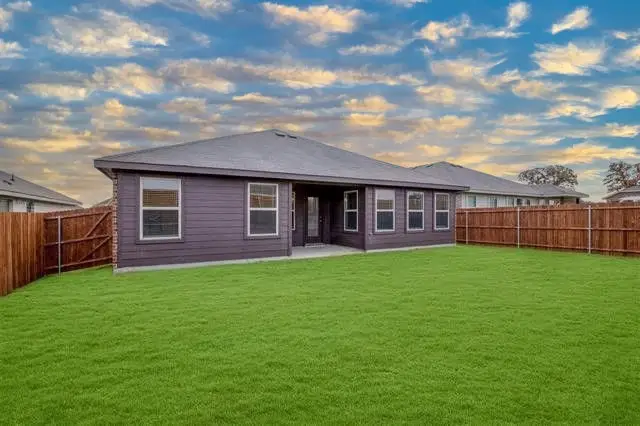 1016 Eastland Lane, Aubrey, TX 76227 - Image #3