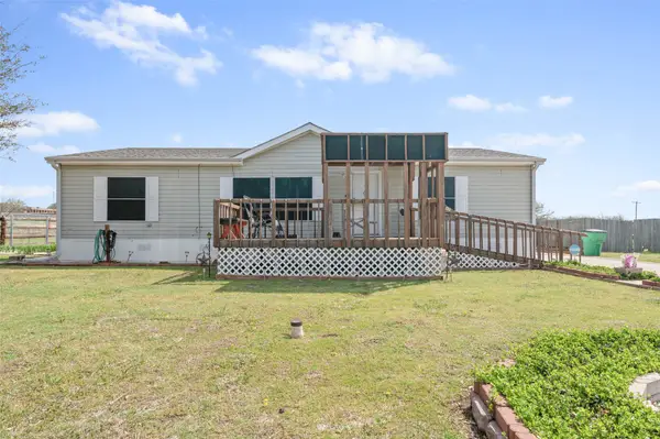 310 Glenwood Street, Gainesville, TX 76240