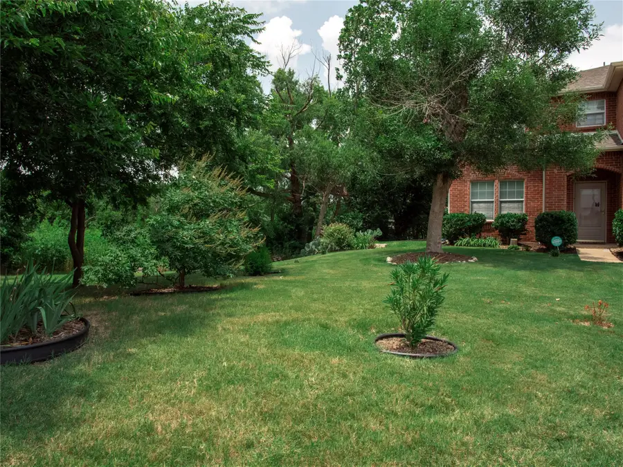 1416 Connie Street, Burleson, TX 76028 - Image #3