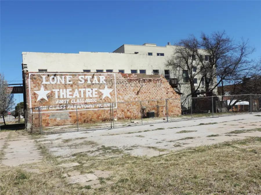 112 S Austin, Ranger, TX 76470 - Image #3