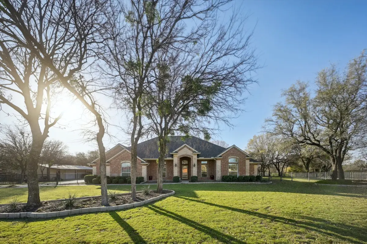 3001 Bald Eagle Court, Fort Worth, TX 76135 - Image #1