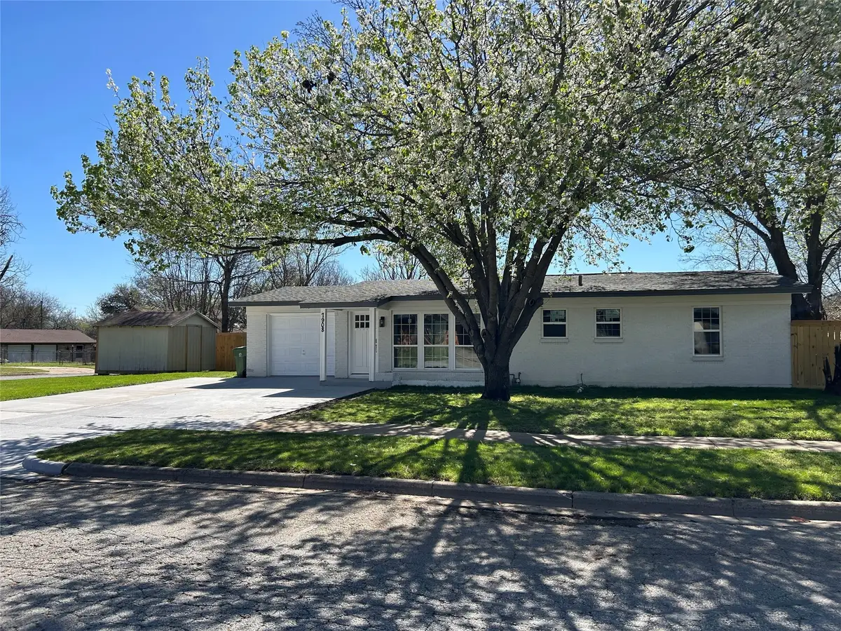 7908 Lazy Lane Road, North Richland Hills, TX 76180 - Image #1