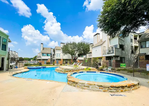 3121 Sondra Drive #304, Fort Worth, TX 76107