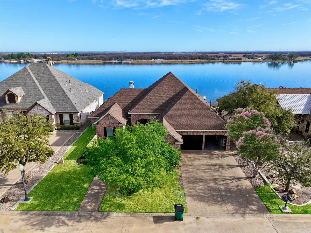 4204 Bluff View Drive, Granbury, TX 76048 - Image #1