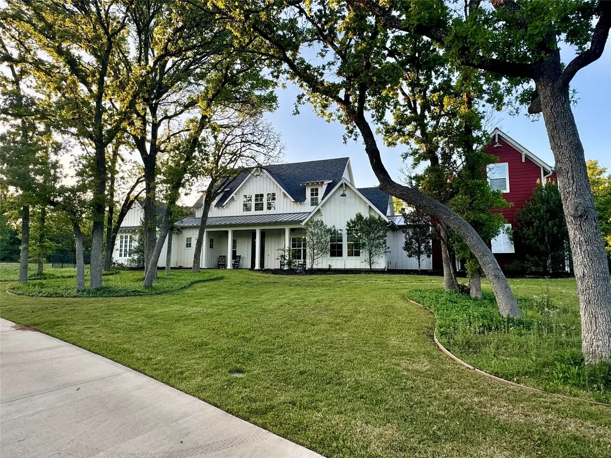 901 Thornridge Circle, Argyle, TX 76226 - Image #1