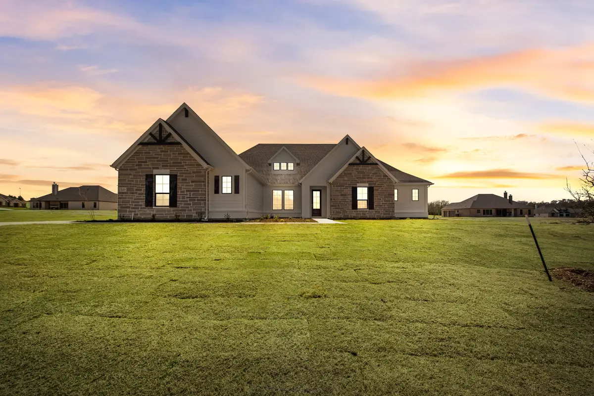 1435 Julian Drive, Van Alstyne, TX 75495 - Image #1