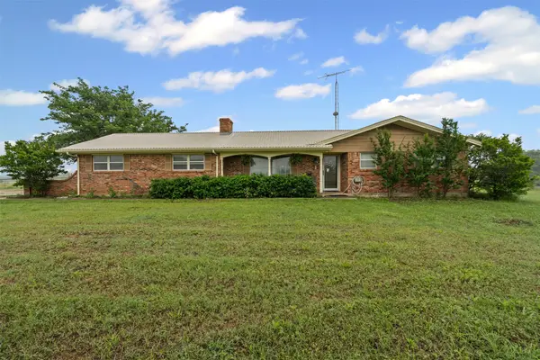 245 County Road 3696, Springtown, TX 76082