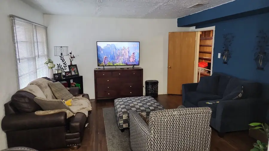 5612 Wainwright Drive, Fort Worth, TX 76112 - Image #3