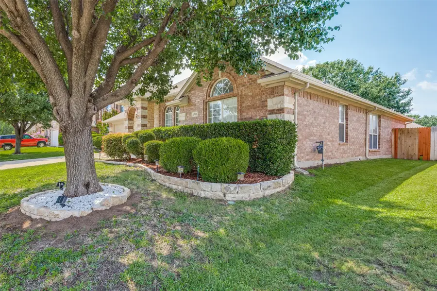 2716 White Rock Drive, Fort Worth, TX 76131 - Image #2