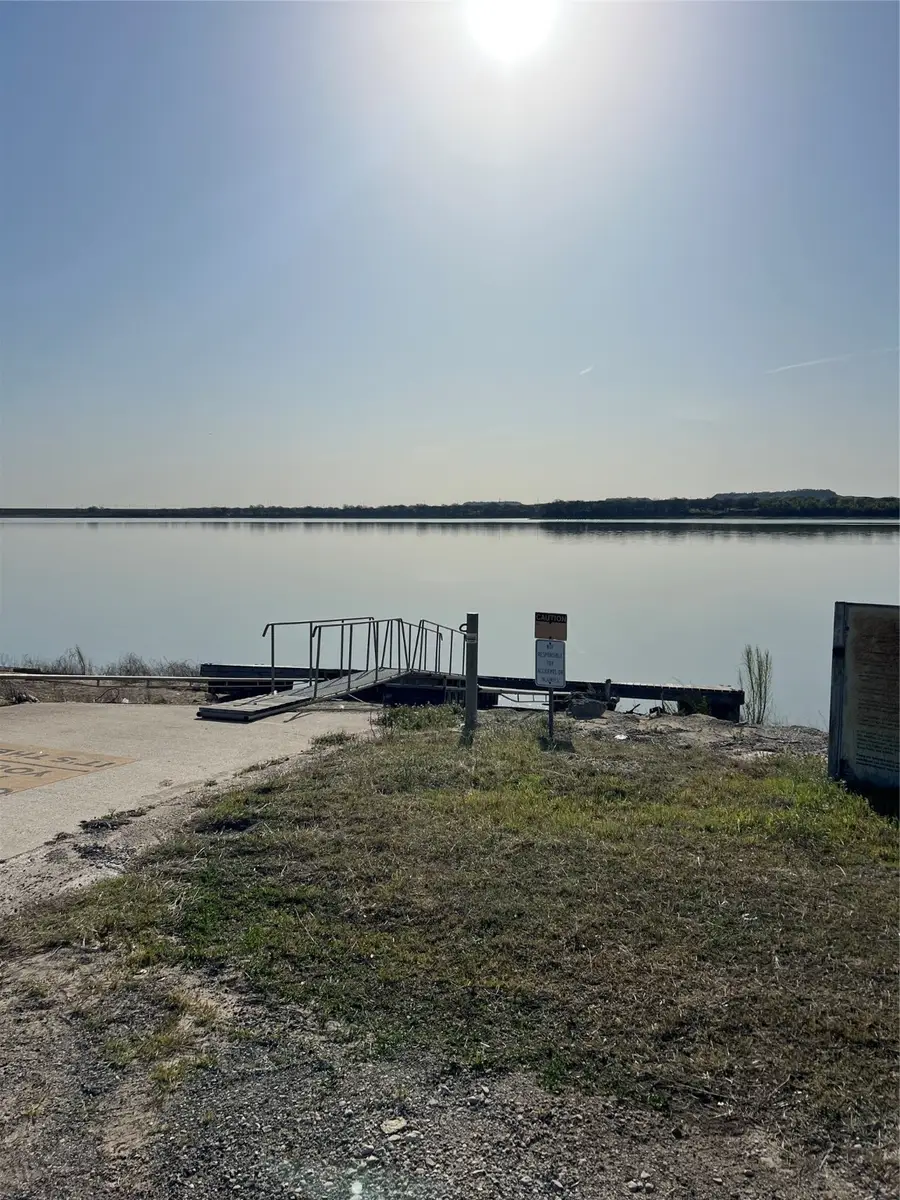 0000 Lanai Court, Runaway Bay, TX 76426 - Image #3