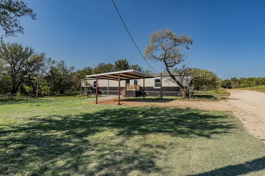 408 Sleepy Meadow Drive, Runaway Bay, TX 76426 - Image #2