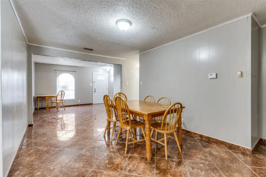 3816 Lauretta Drive, Fort Worth, TX 76119 - Image #3