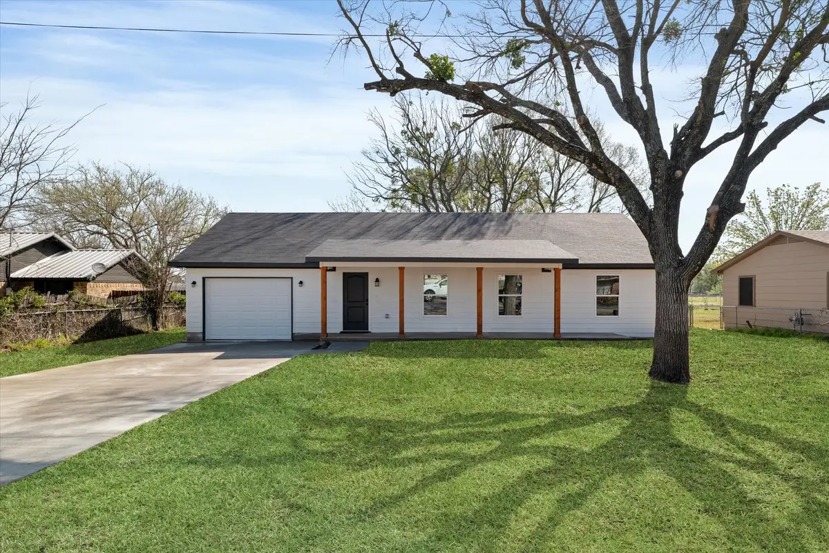 311 Church Street, Collinsville, TX 76233 - Image #1