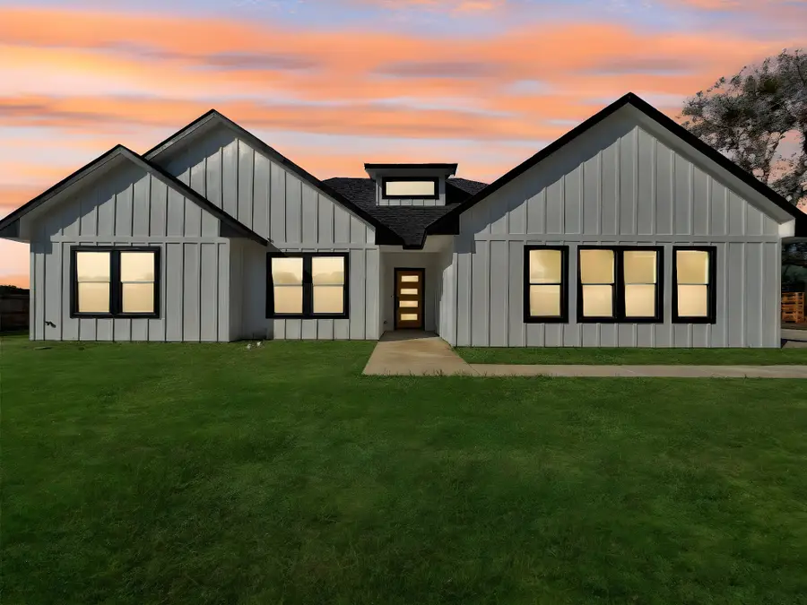 114 Traiilridge Drive, Corsicana, TX 75110 - Image #2