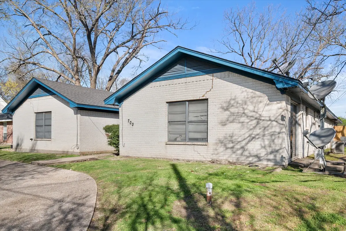 700 W 3rd Avenue, Corsicana, TX 75110 - Image #1