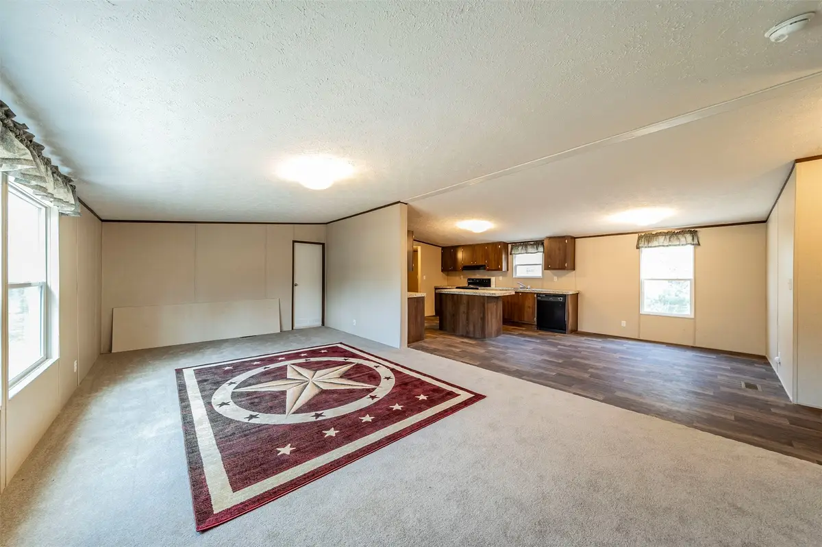 15139 Woods North Drive, Kemp, TX 75143 - Image #1