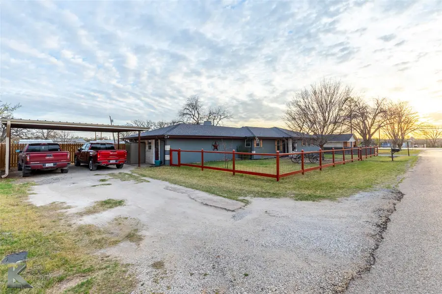 624 Pleasant Lane, Clyde, TX 79510 - Image #2