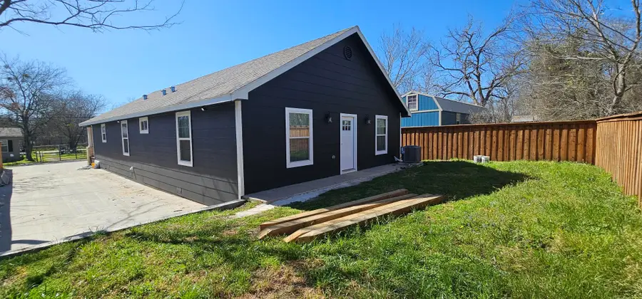 810 Thornton Carter Street, Mexia, TX 76667 - Image #3