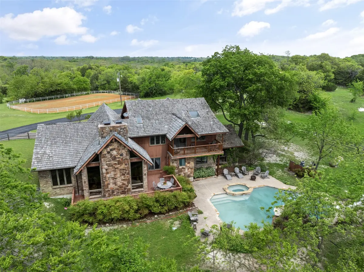 1251 Jim Cannon Road, Van Alstyne, TX 75495 - Image #1