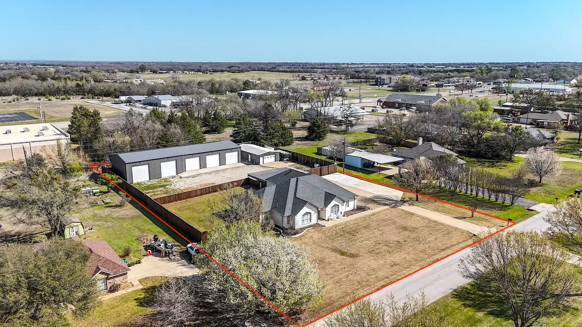 514 Preston Drive, Pottsboro, TX 75076 - Image #1