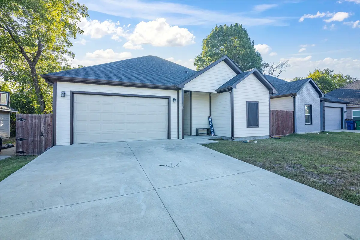 109 Bateman Street, Waxahachie, TX 75165 - Image #1