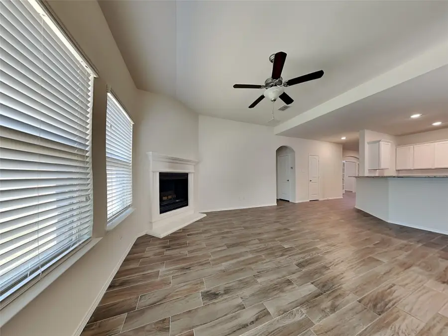 506 Robinson Way, Fate, TX 75189 - Image #2