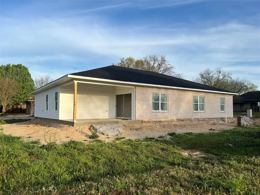 2408 Matthew Drive, Mount Pleasant, TX 75455 - Image #3