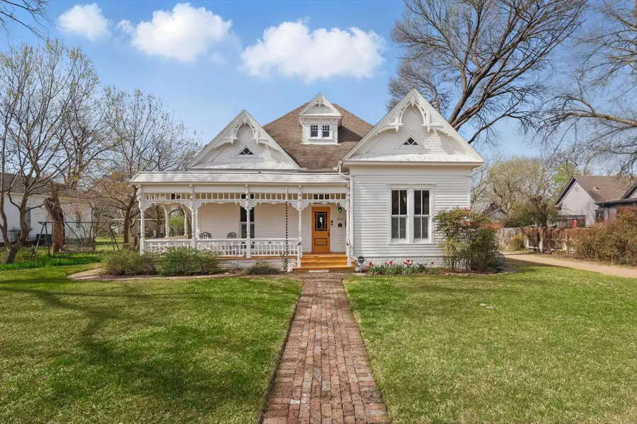 813 W Main Street, Waxahachie, TX 75165 - Image #2