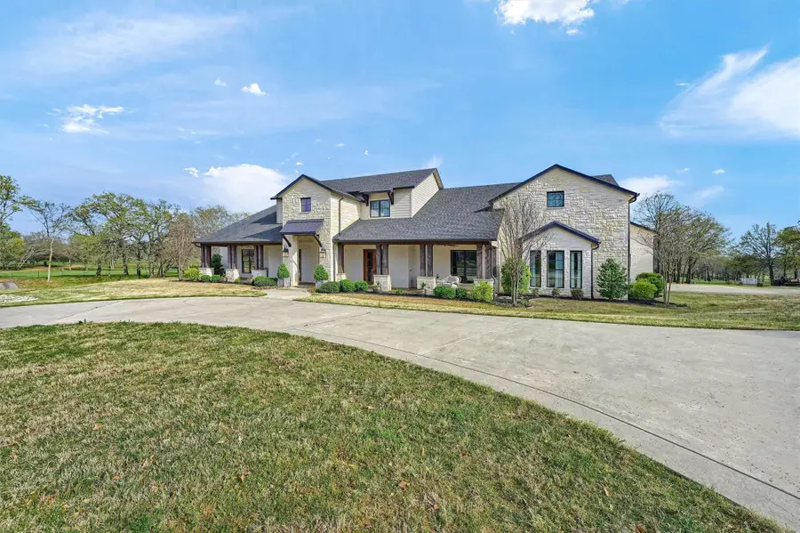 8301 Stephens Ranch Road, Pilot Point, TX 76258 - Image #3