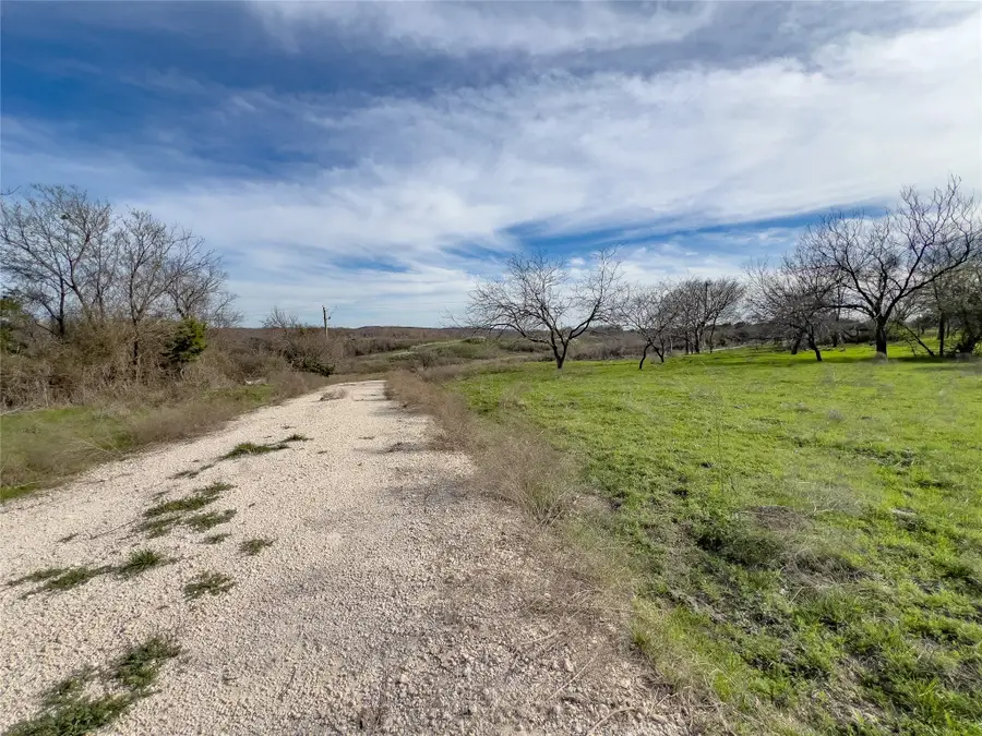 647 Hcr-4411, Grandview, TX 76050 - Image #3