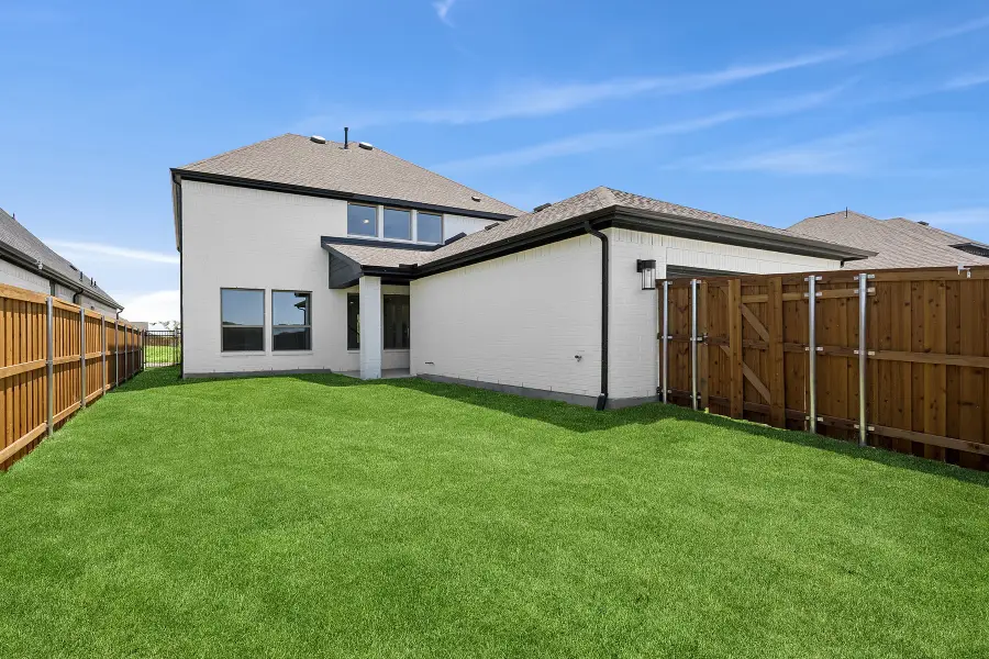 9809 Dahlia Boulevard, Northeast Dallas, TX 75126 - Image #3