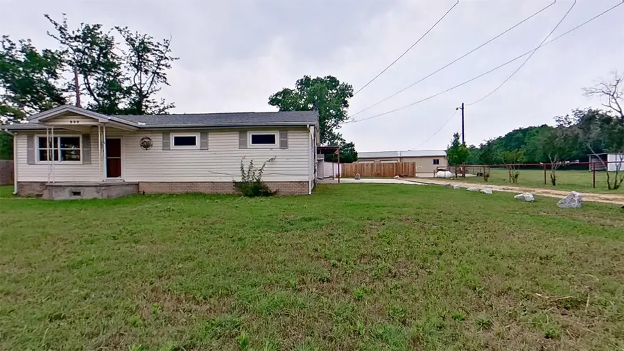 900 Silver Creek Azle Road, Azle, TX 76020 - Image #2