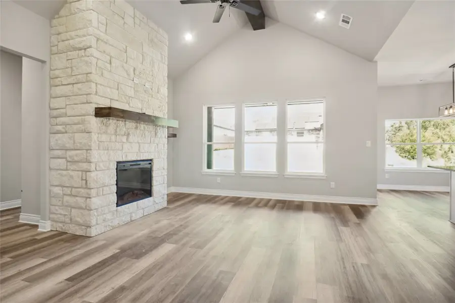 2302 Navasota Street, Granbury, TX 76048 - Image #3