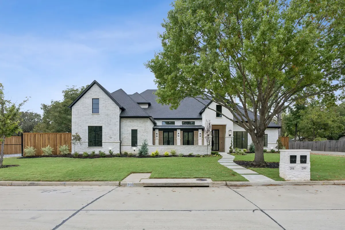 200 Valley View Drive N, Colleyville, TX 76034 - Image #1
