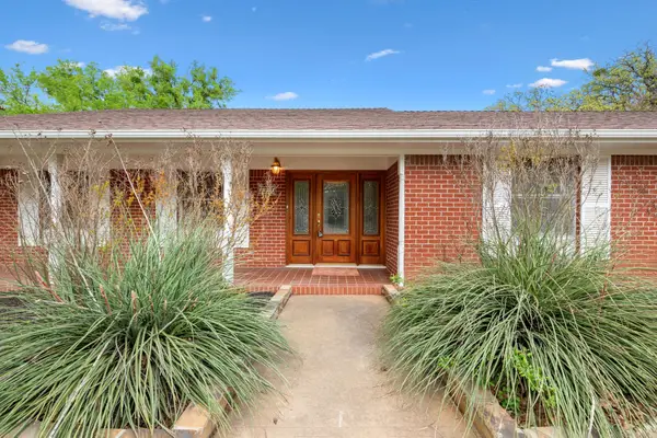 804 NW 11th Street, Mineral Wells, TX 76067