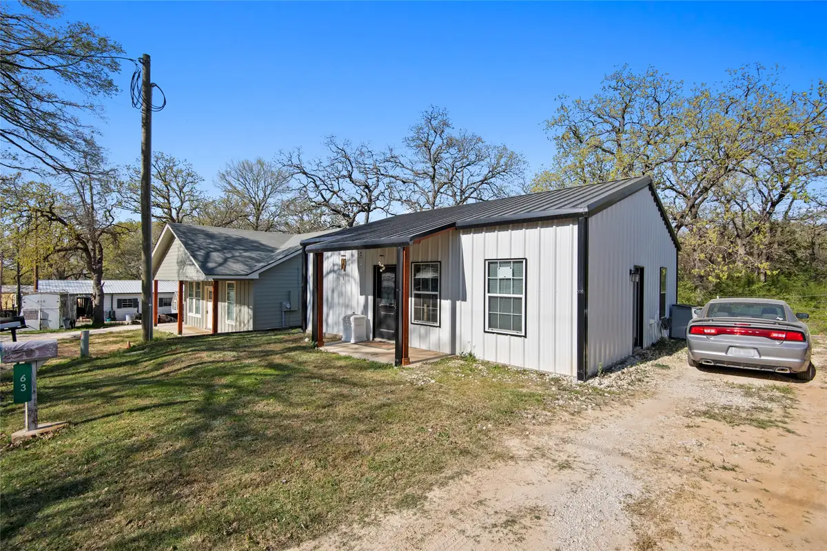 63 Live Oak Street, Alvarado, TX 76009 - Image #1