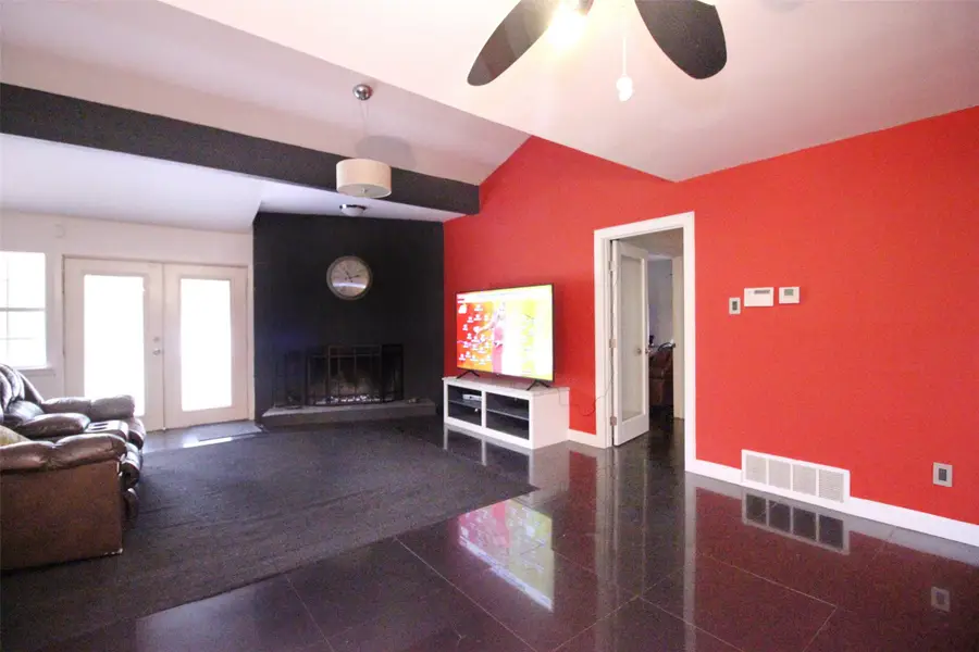 647 Monssen Drive, Dallas, TX 75224 - Image #3