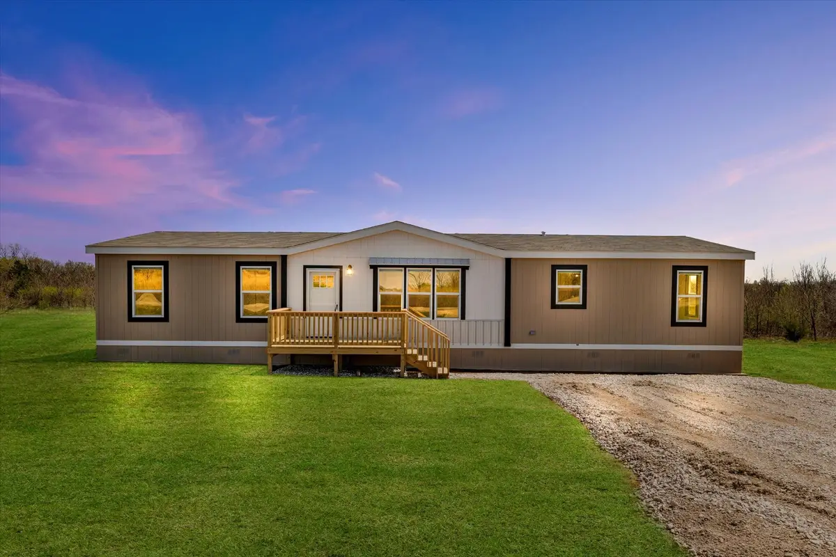 3924 Sandusky Road, Whitesboro, TX 76273 - Image #1